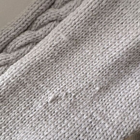 Vintage Handmade Cable Knit Grey & Red Intarsia Lanterns Oversized Cardigan 52 - Picture 4 of 10